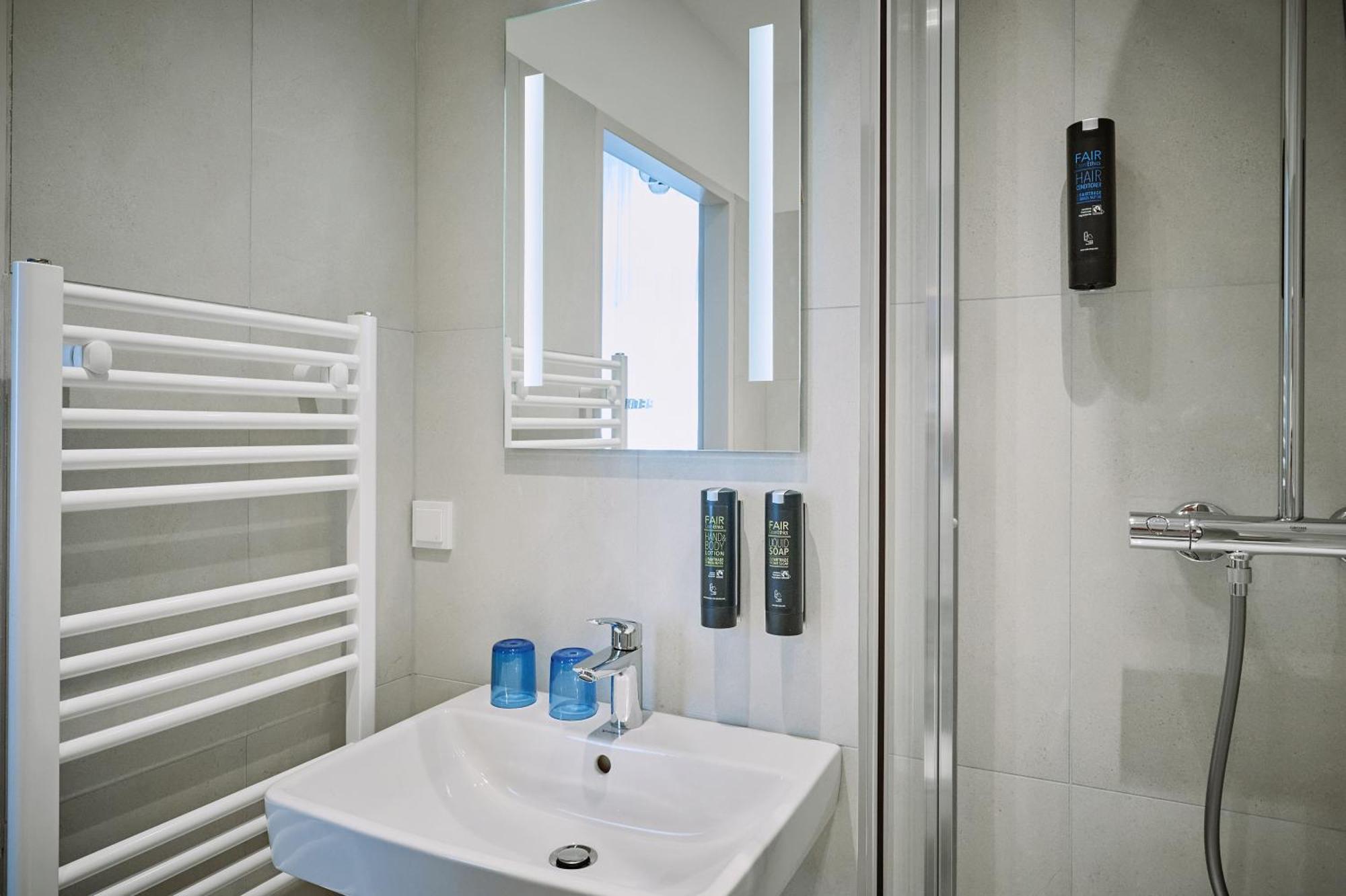 Urban Rathaus - Self Check-in Hotel