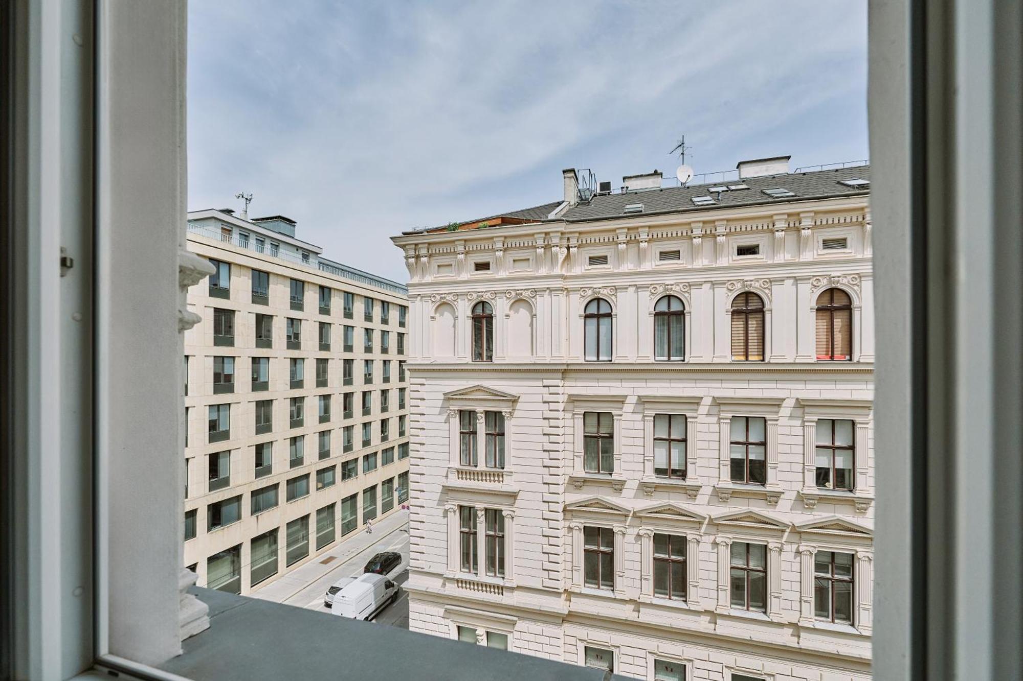 Hotel Urban Rathaus - Self Check-in 4*