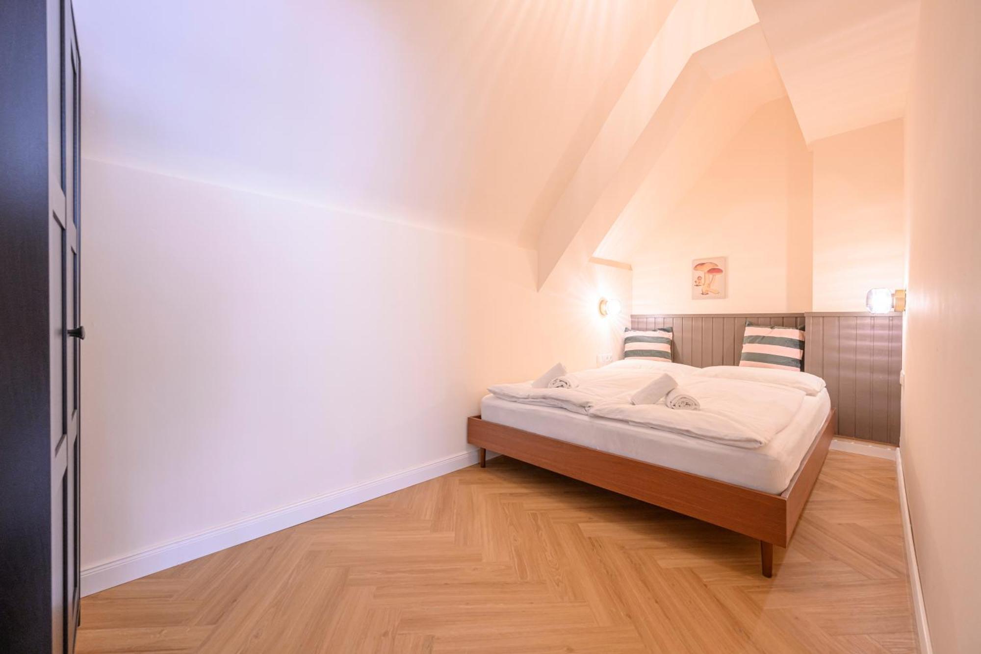 Palais Palffy Suits Vienna
