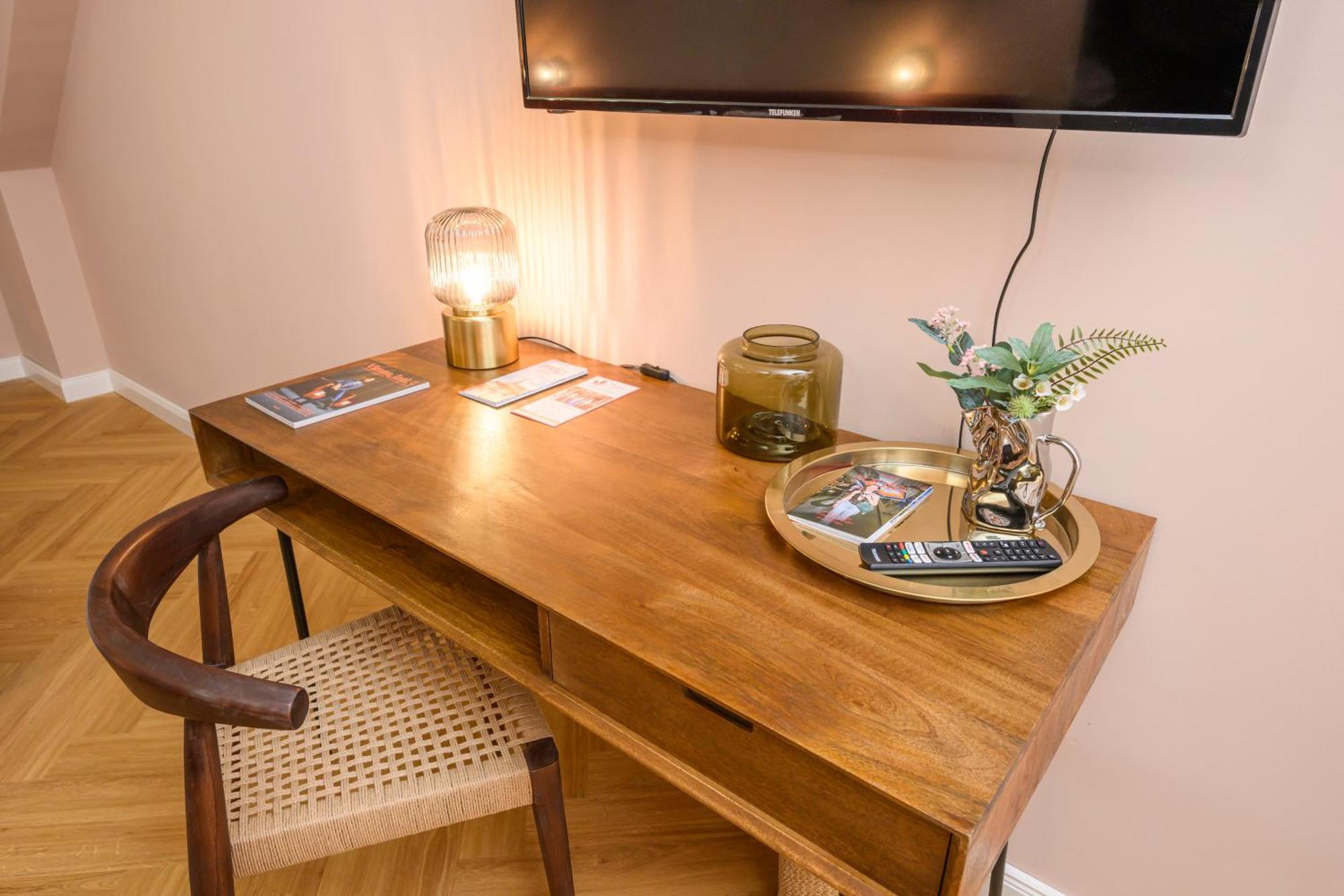 Apartment Palais Palffy Suits *