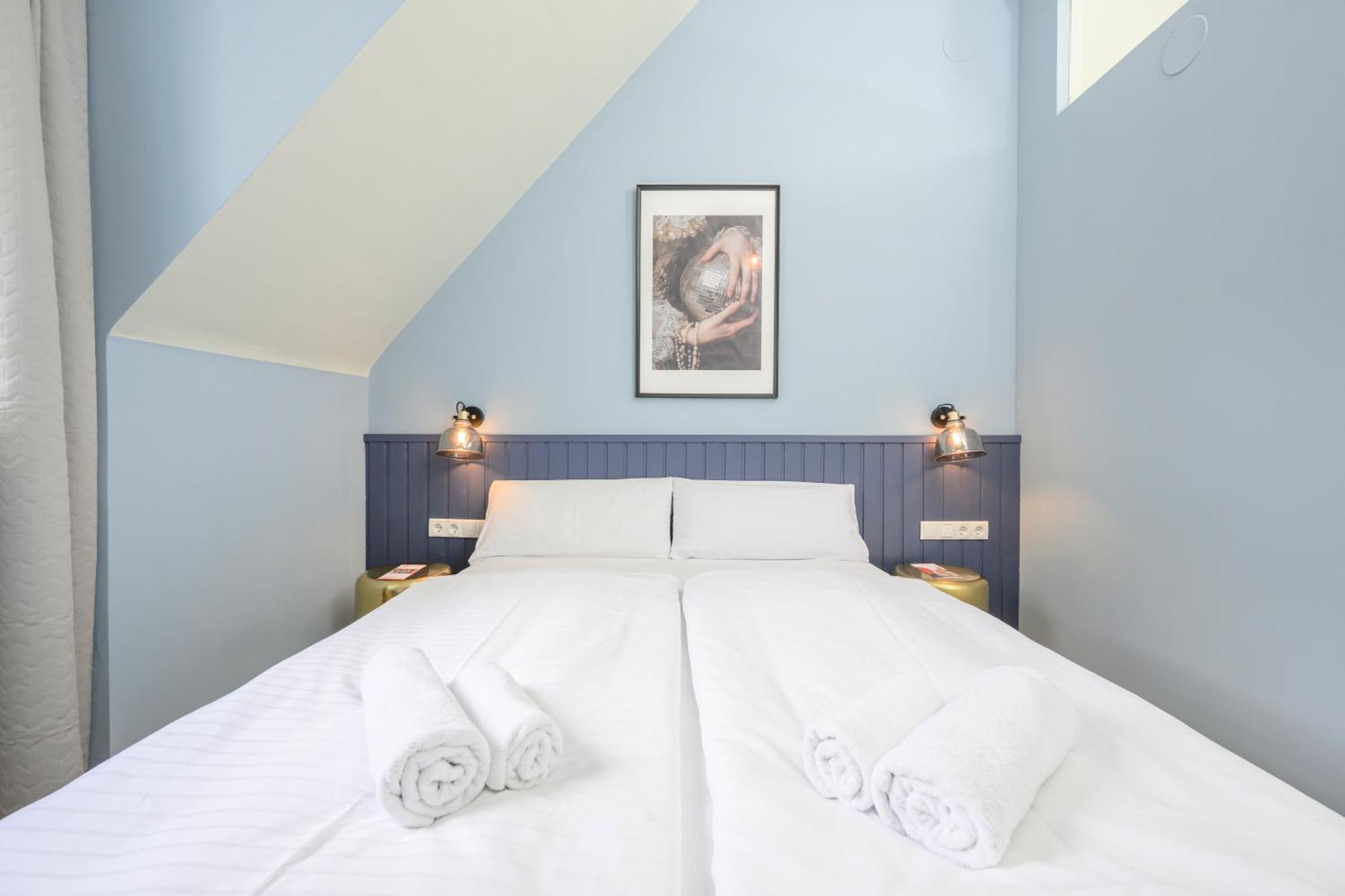 Palais Palffy Suits Apartment