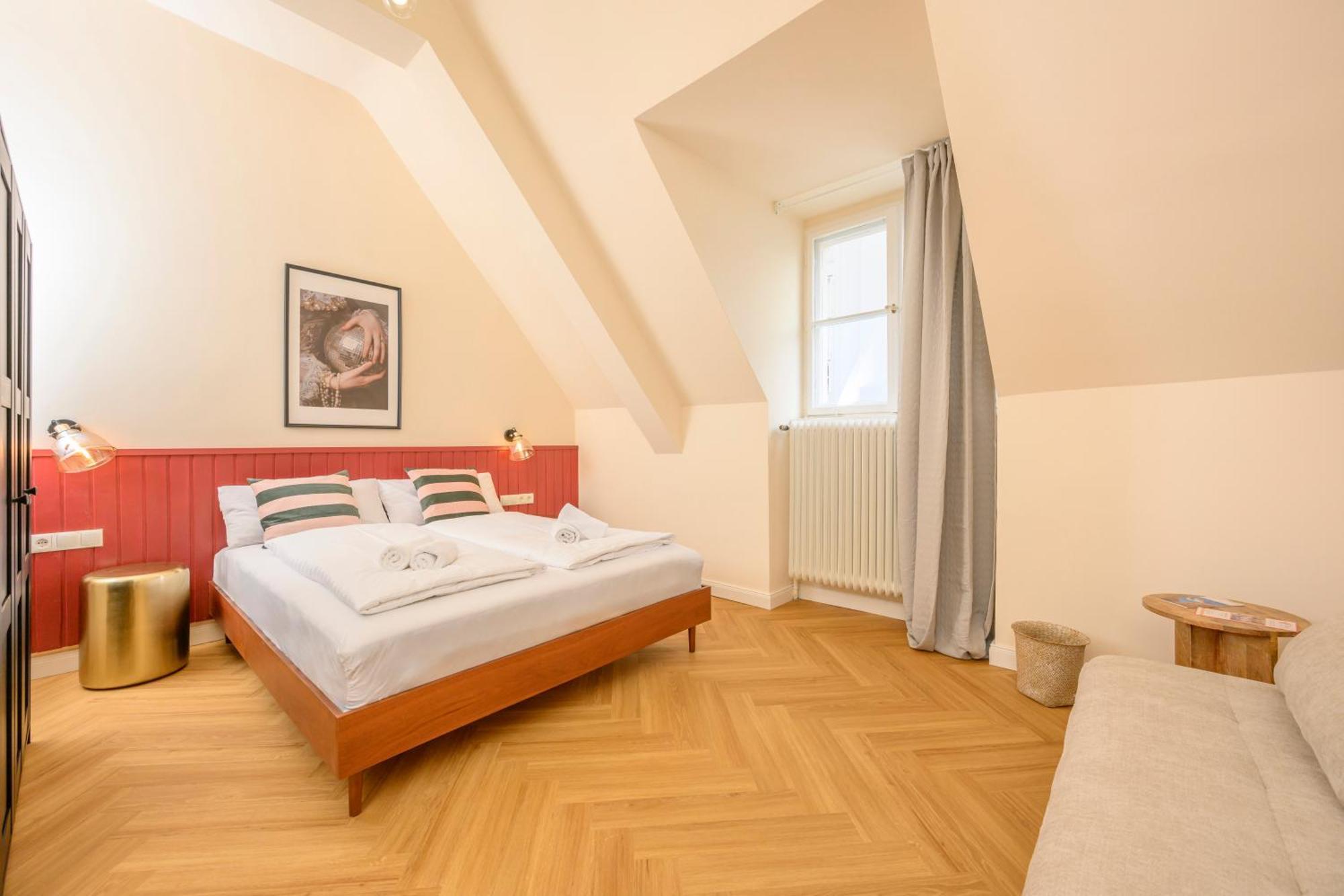 Palais Palffy Suits * Vienna