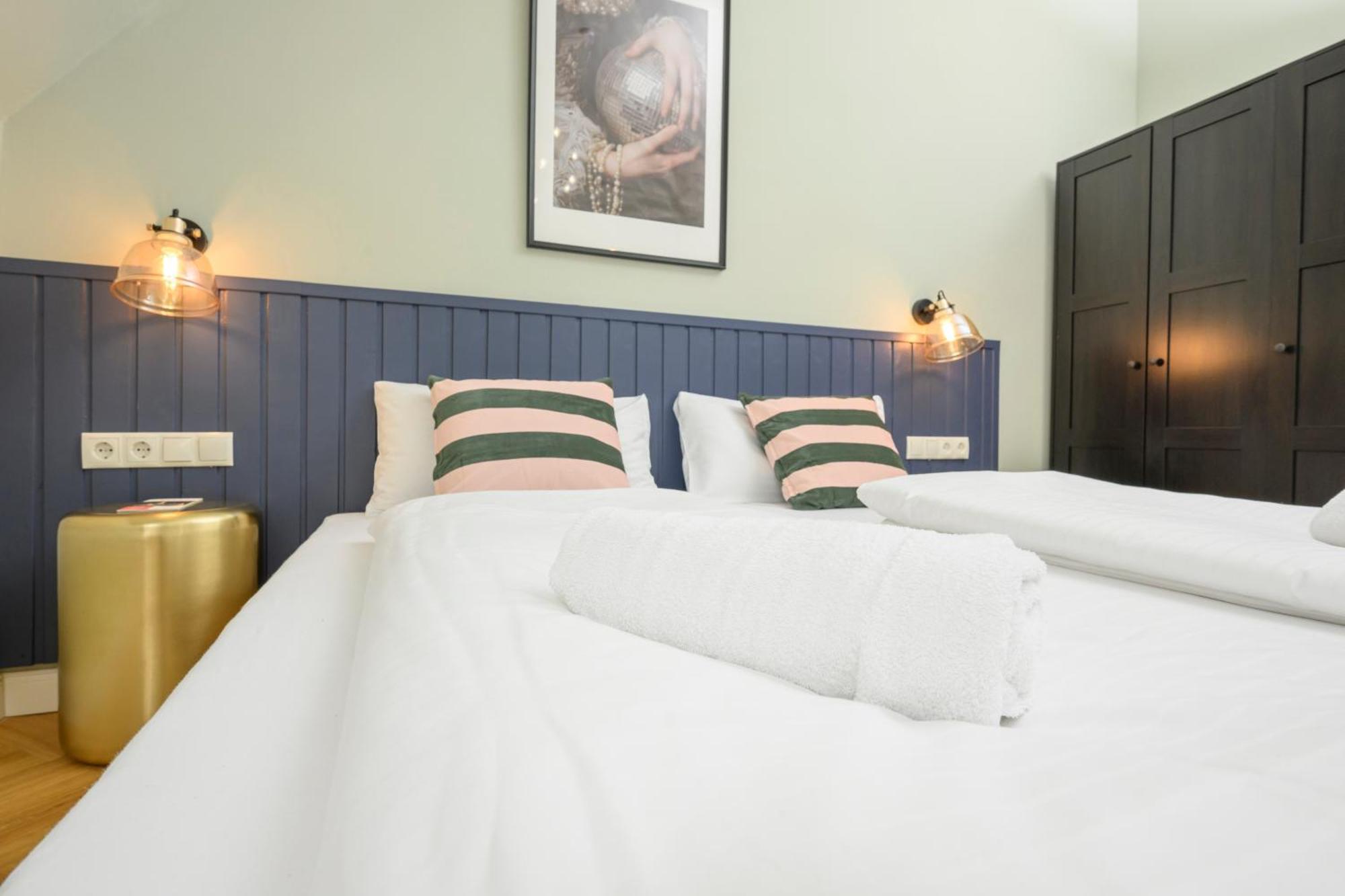 Palais Palffy Suits Apartment