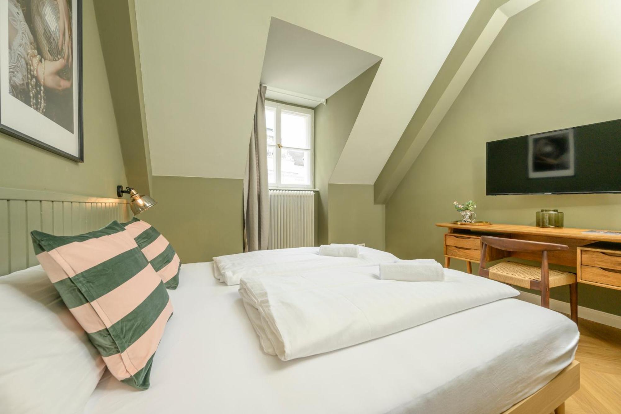 Apartment Palais Palffy Suits Vienna