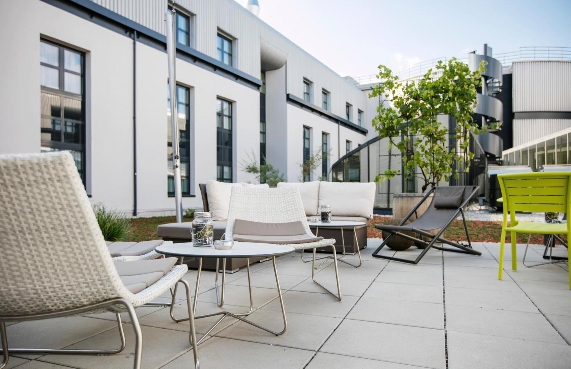 Arcotel Donauzentrum Hotel 4*