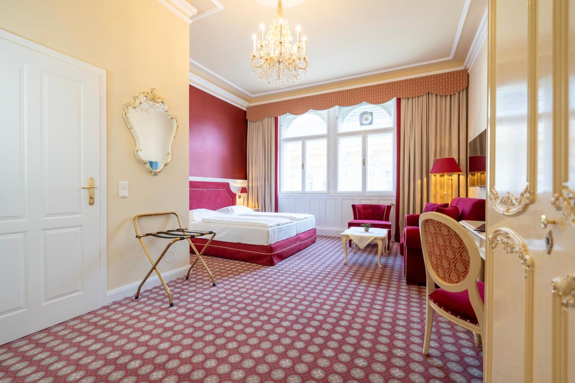 Hotel Aviano Boutique 4*