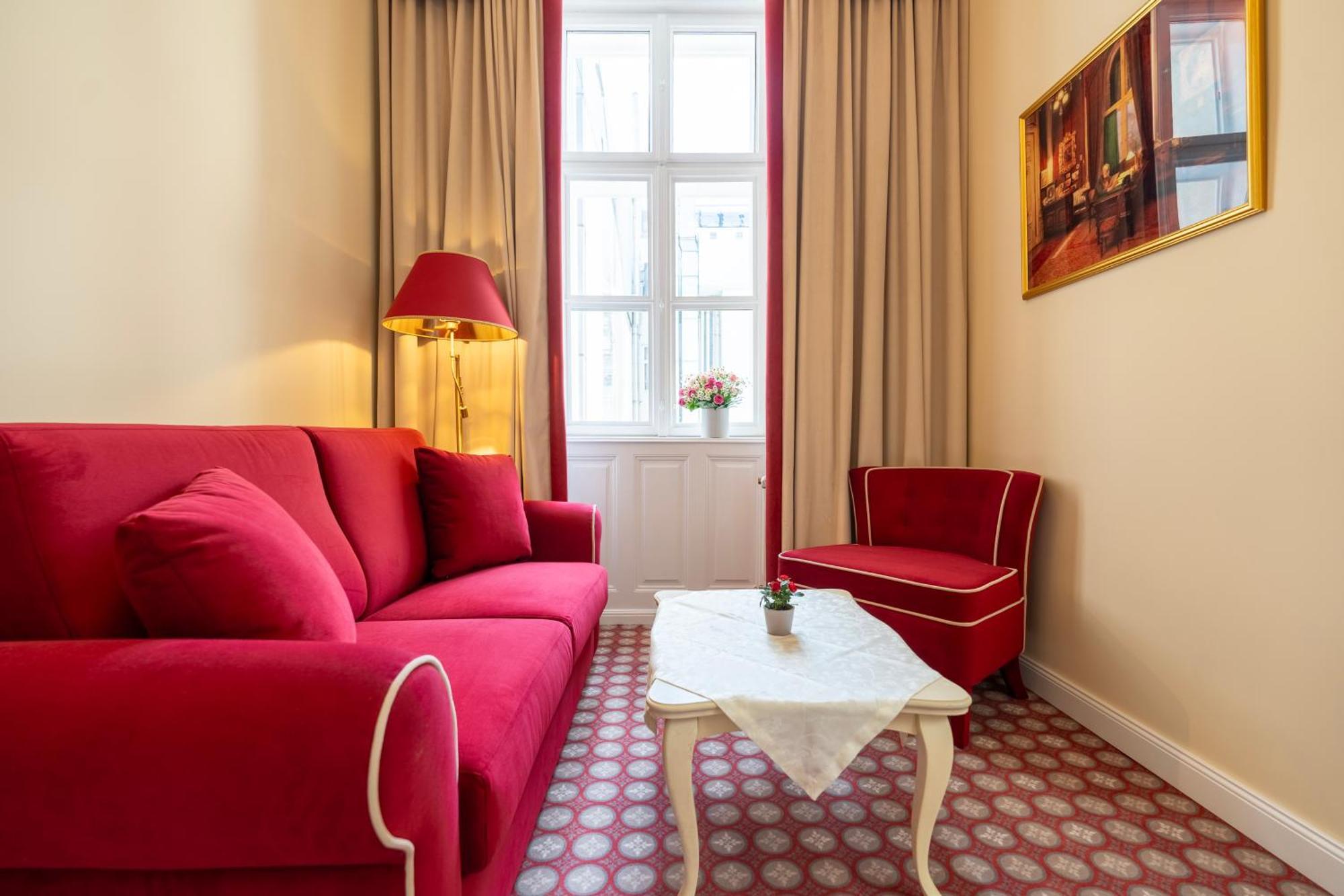 Aviano Boutique Hotel 4*