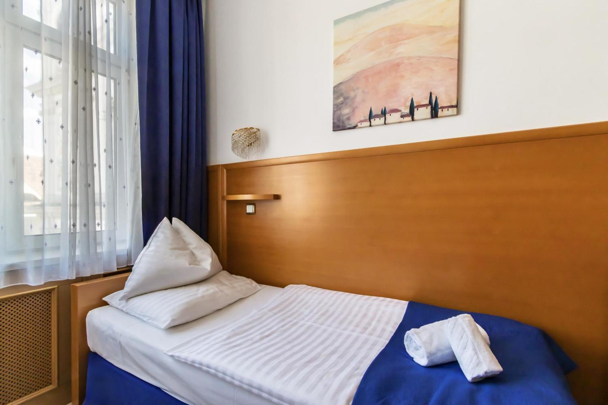 Corvinus - Newly Renovated Hotel 4*