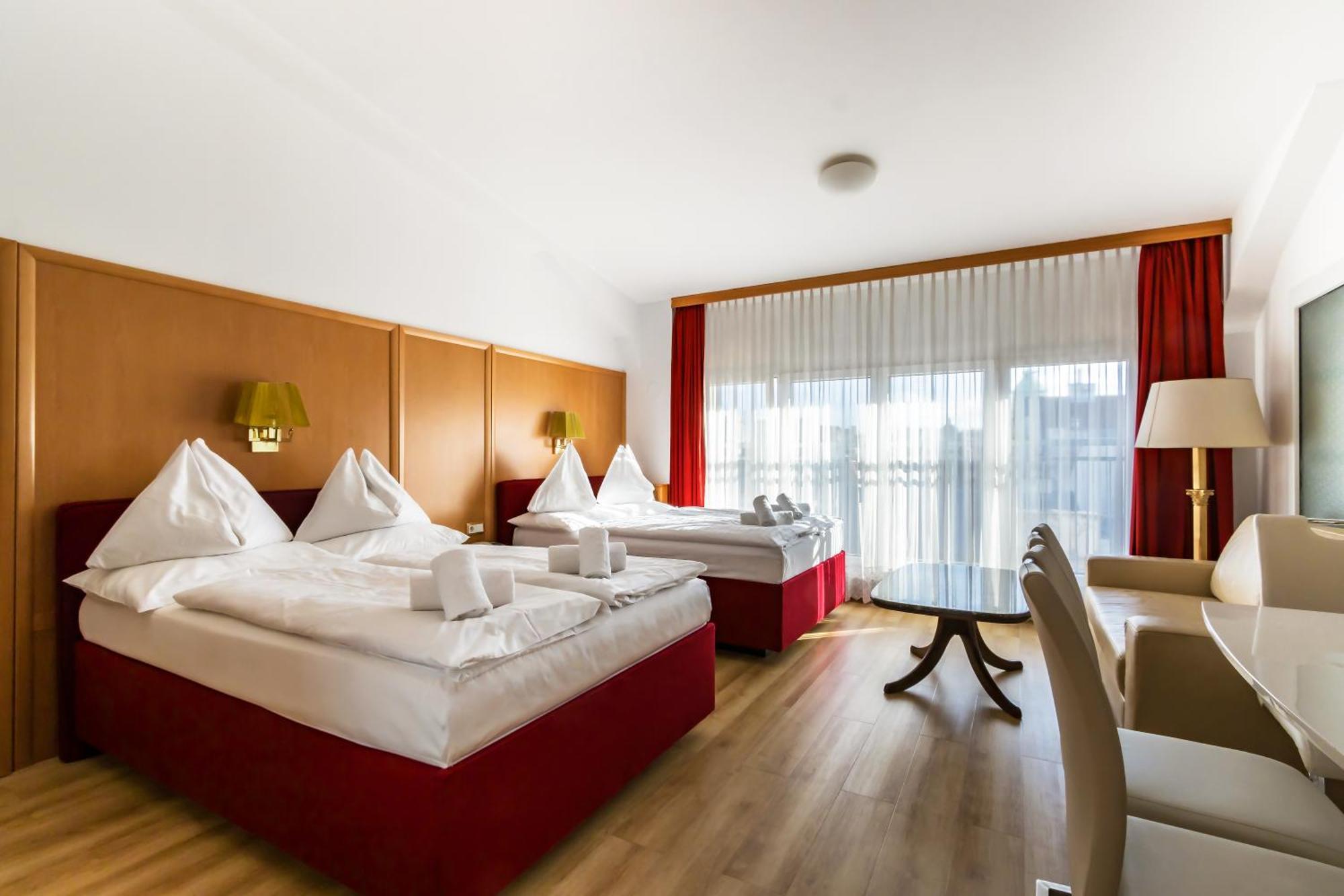 Hotel Corvinus - Newly Renovated