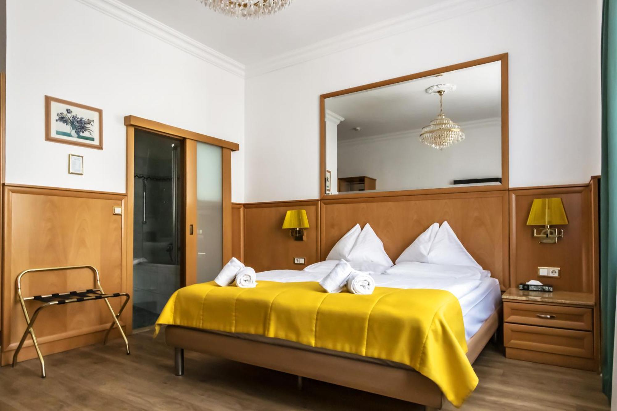Corvinus - Newly Renovated Hotel 4*