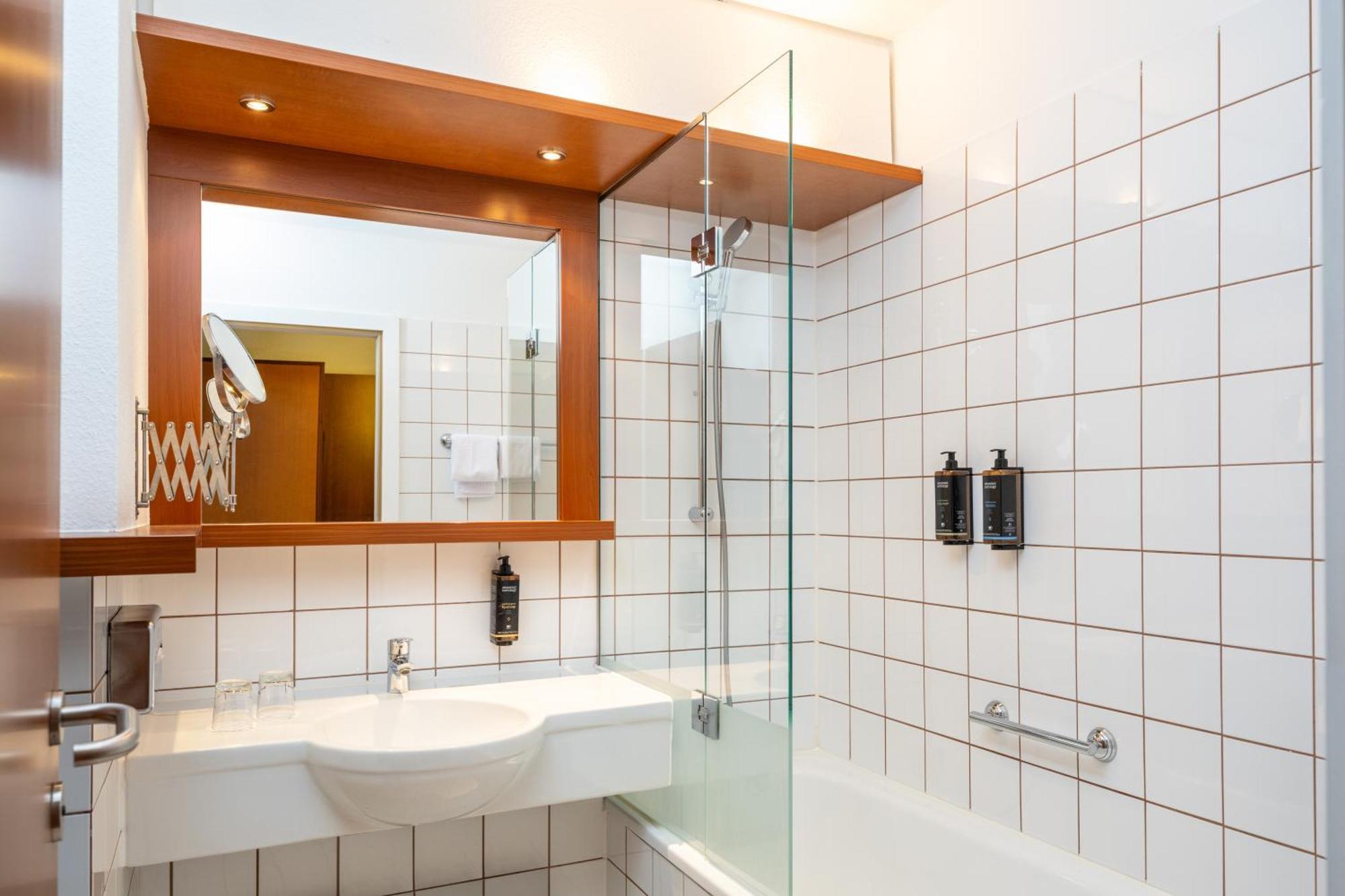 Mercure Westbahnhof Hotel 4*