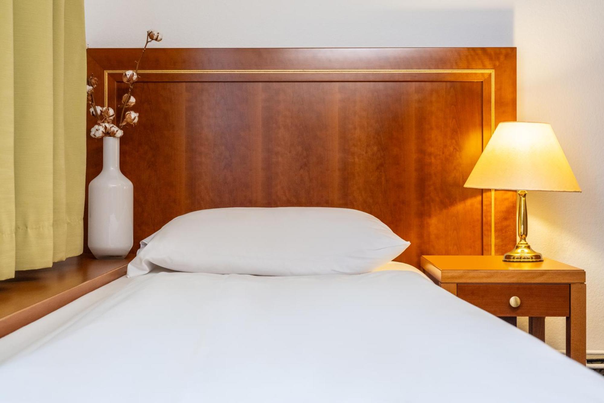 Mercure Westbahnhof Hotel 4*