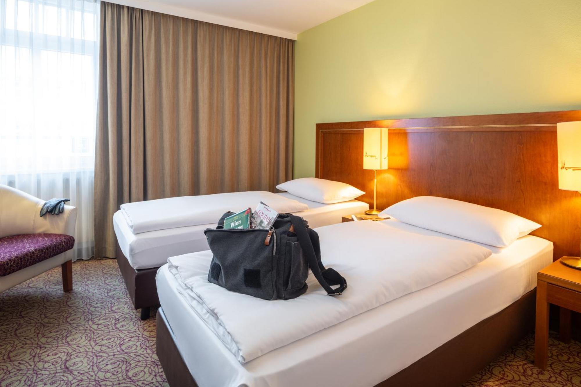 Mercure Westbahnhof 4* Vienna