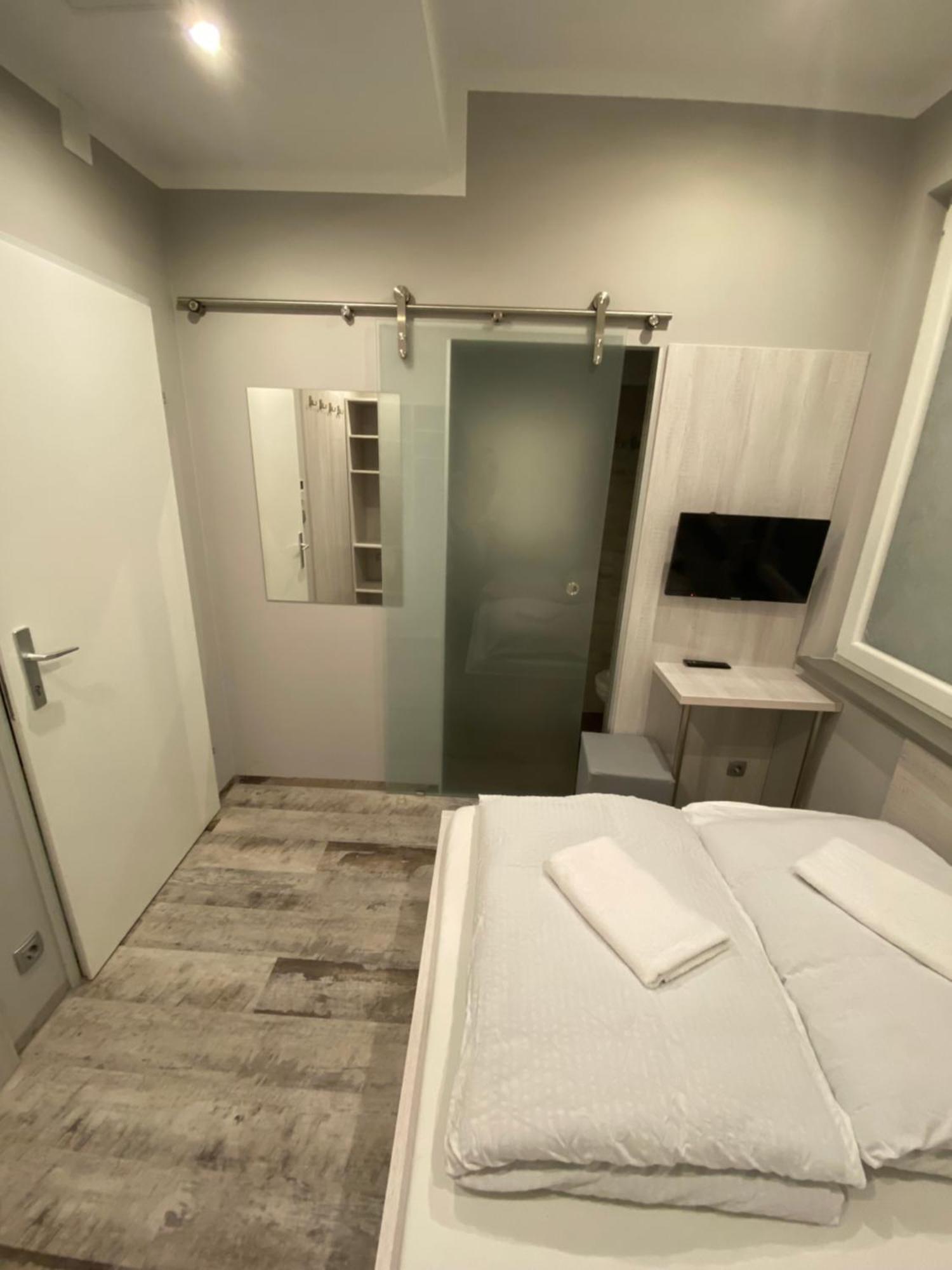 Do Step Inn Meidling - Self-Service-Hotel Hotel