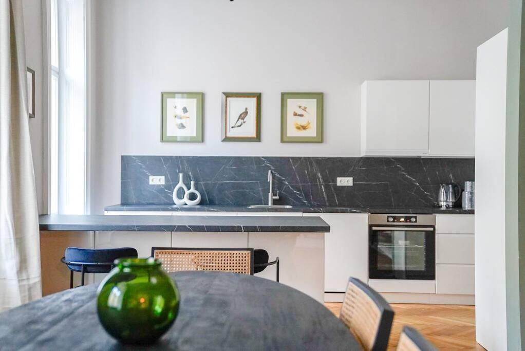 Apartment Boutique Near Museum District *