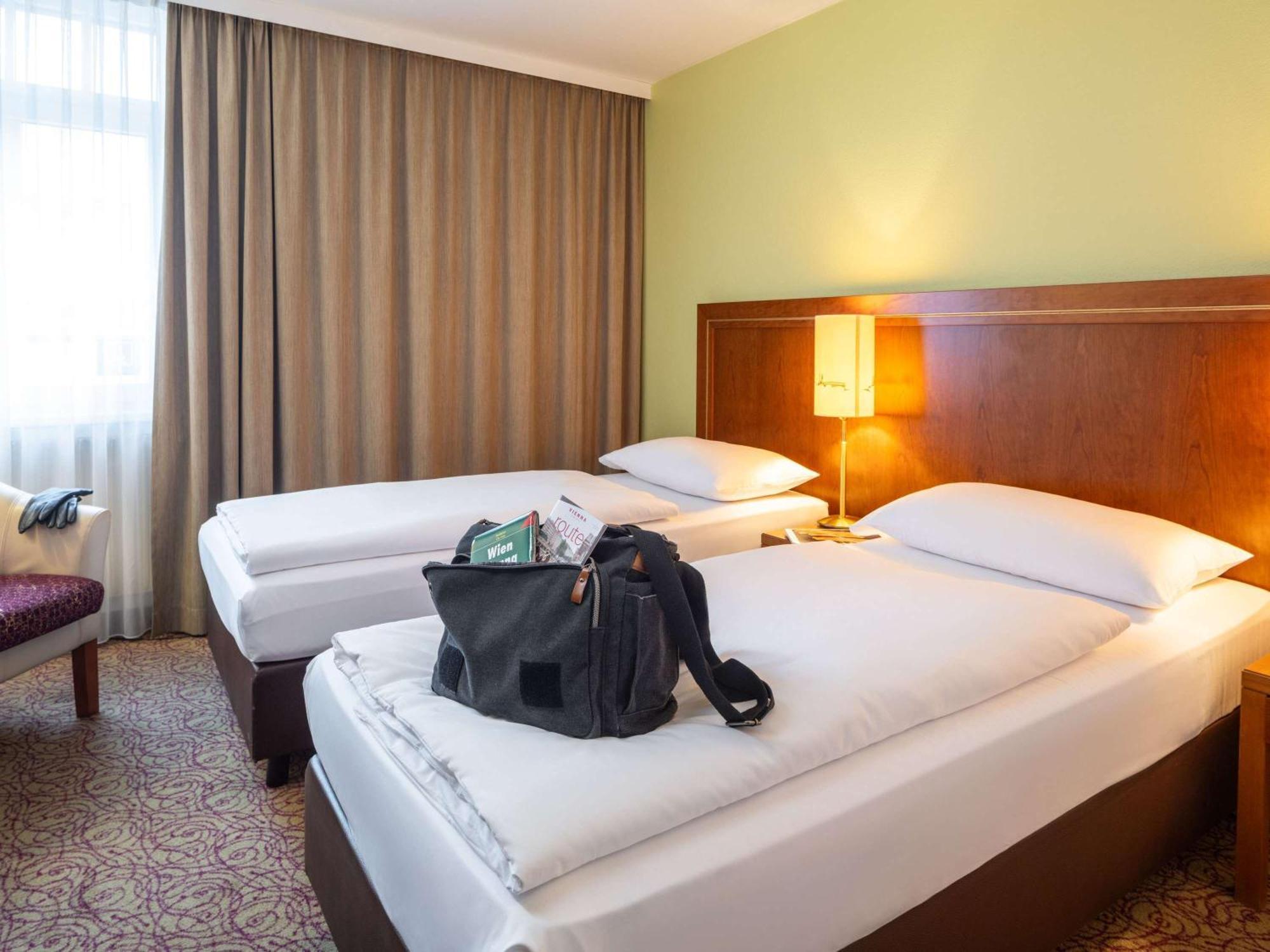 Mercure Westbahnhof Hotel 4*