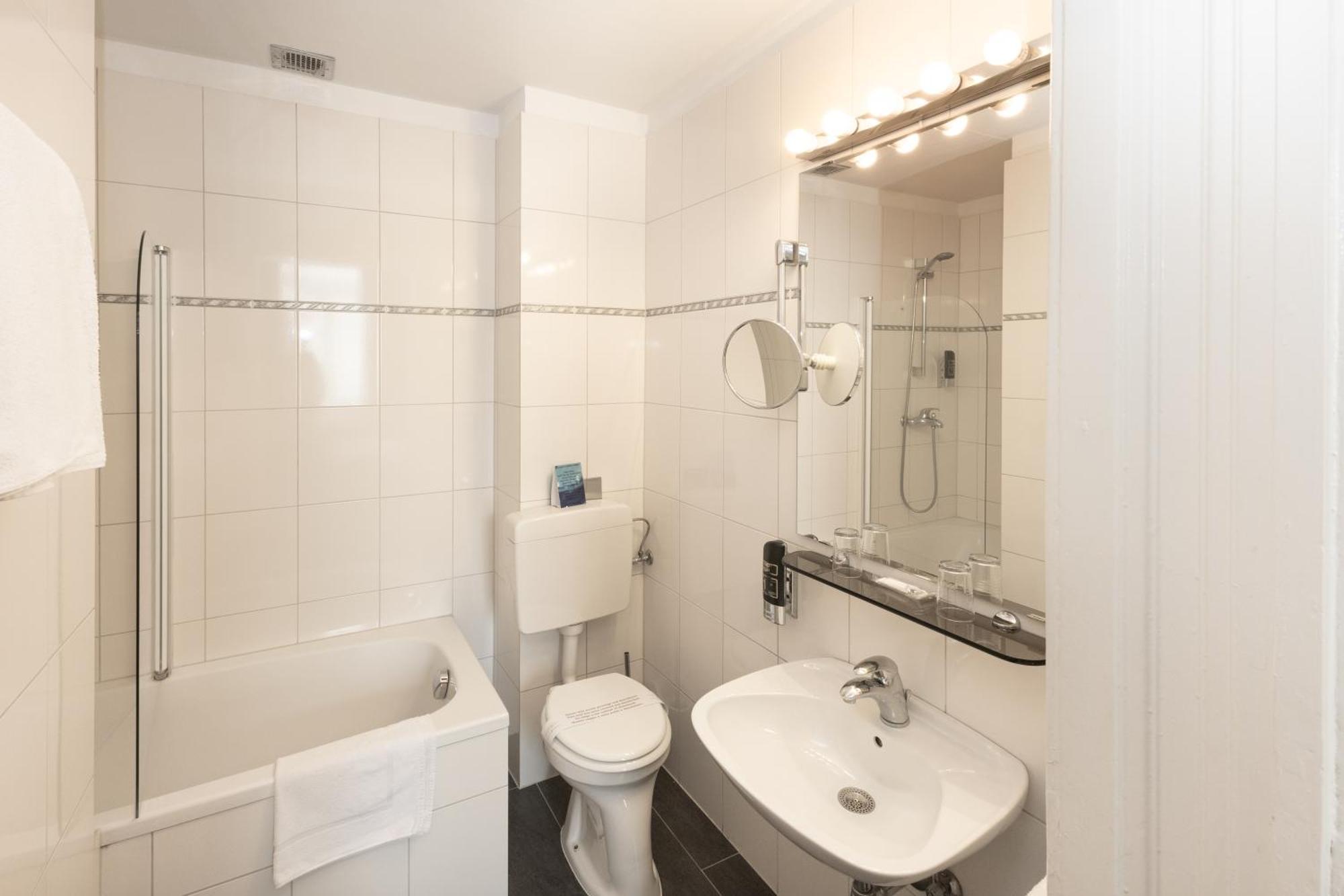 Viktoria Schoenbrunn Hotel 3*