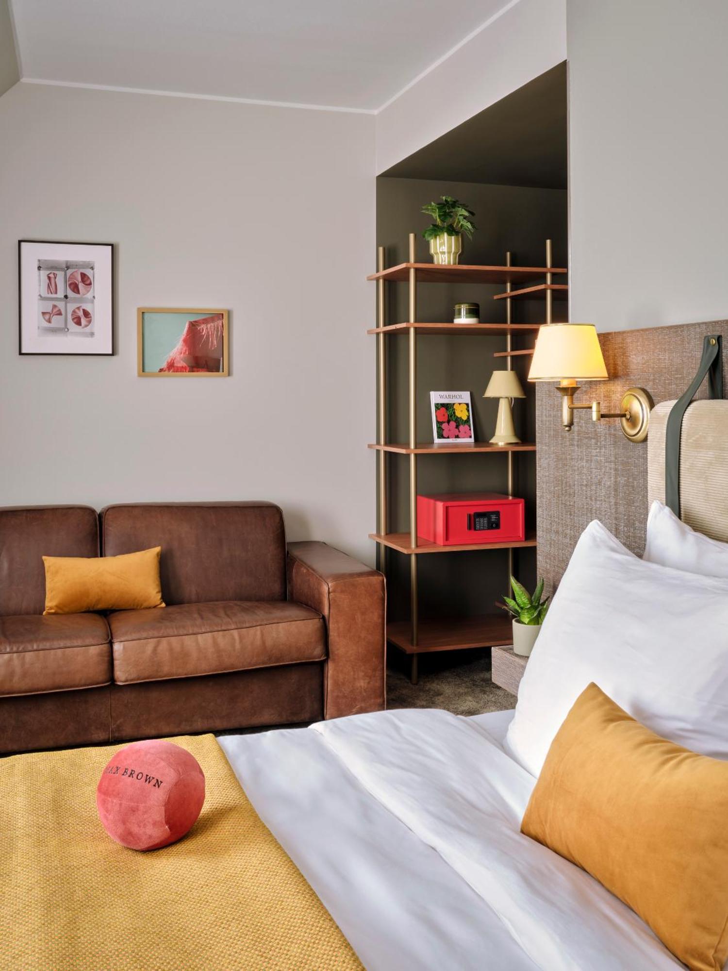 Hotel Max Brown 5th District, Part Of Sircle Collection - Formerly Pentahotel 4*