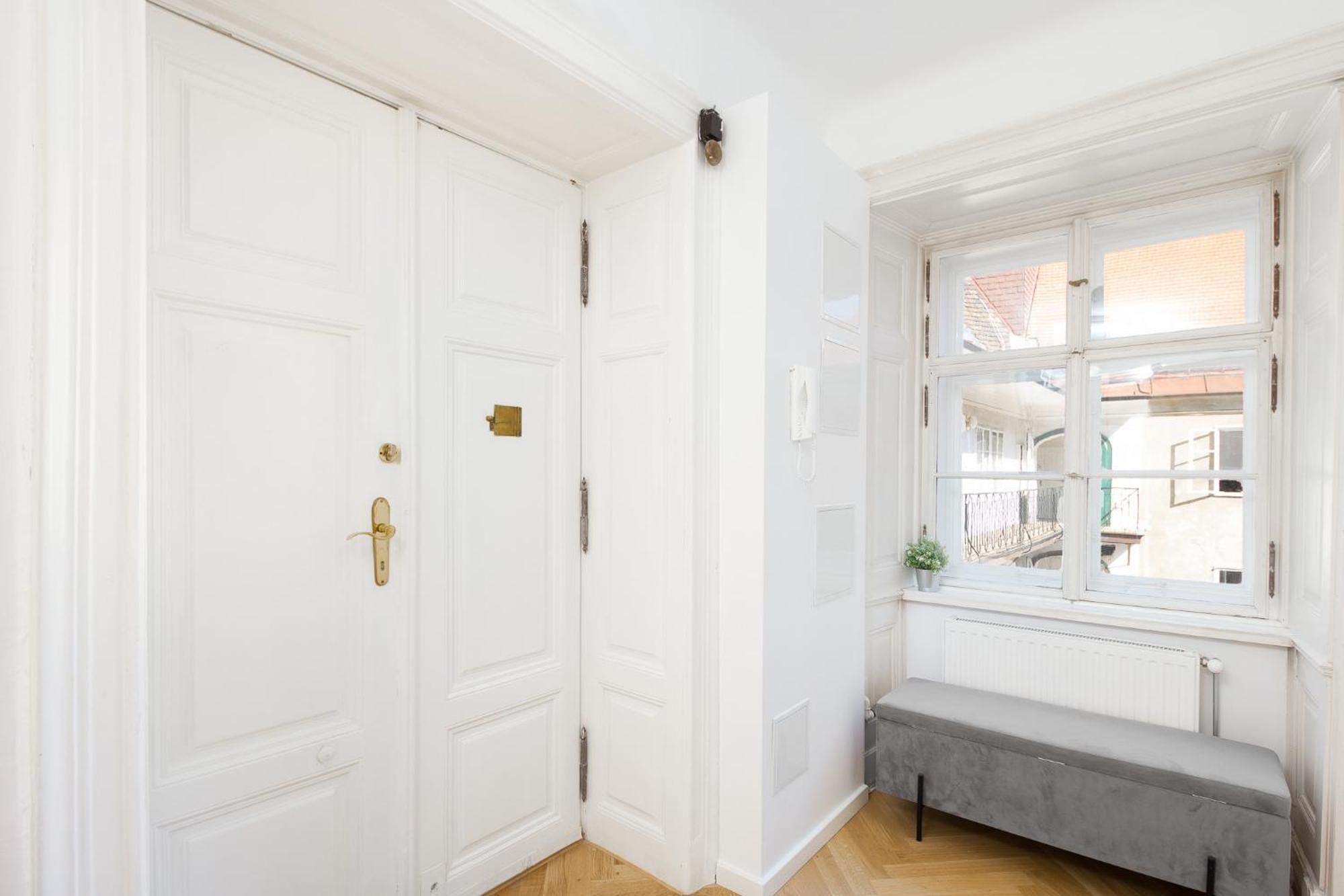 Ballgasse Apartment *