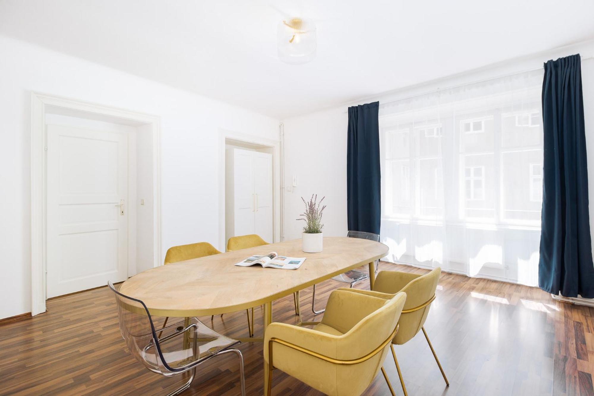 Ballgasse Apartment *