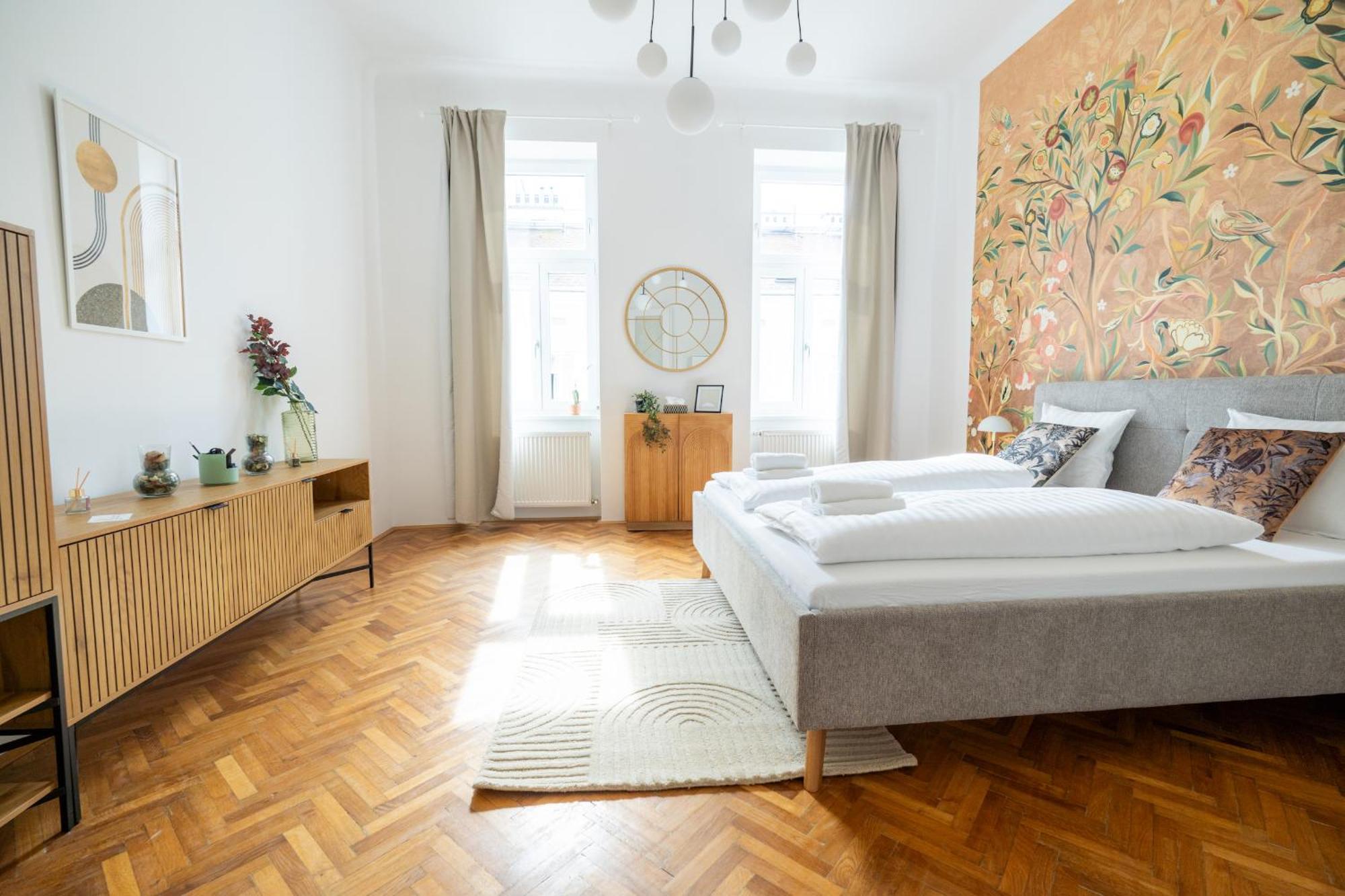4ty3 - Franz Josef Is Calling * Wien
