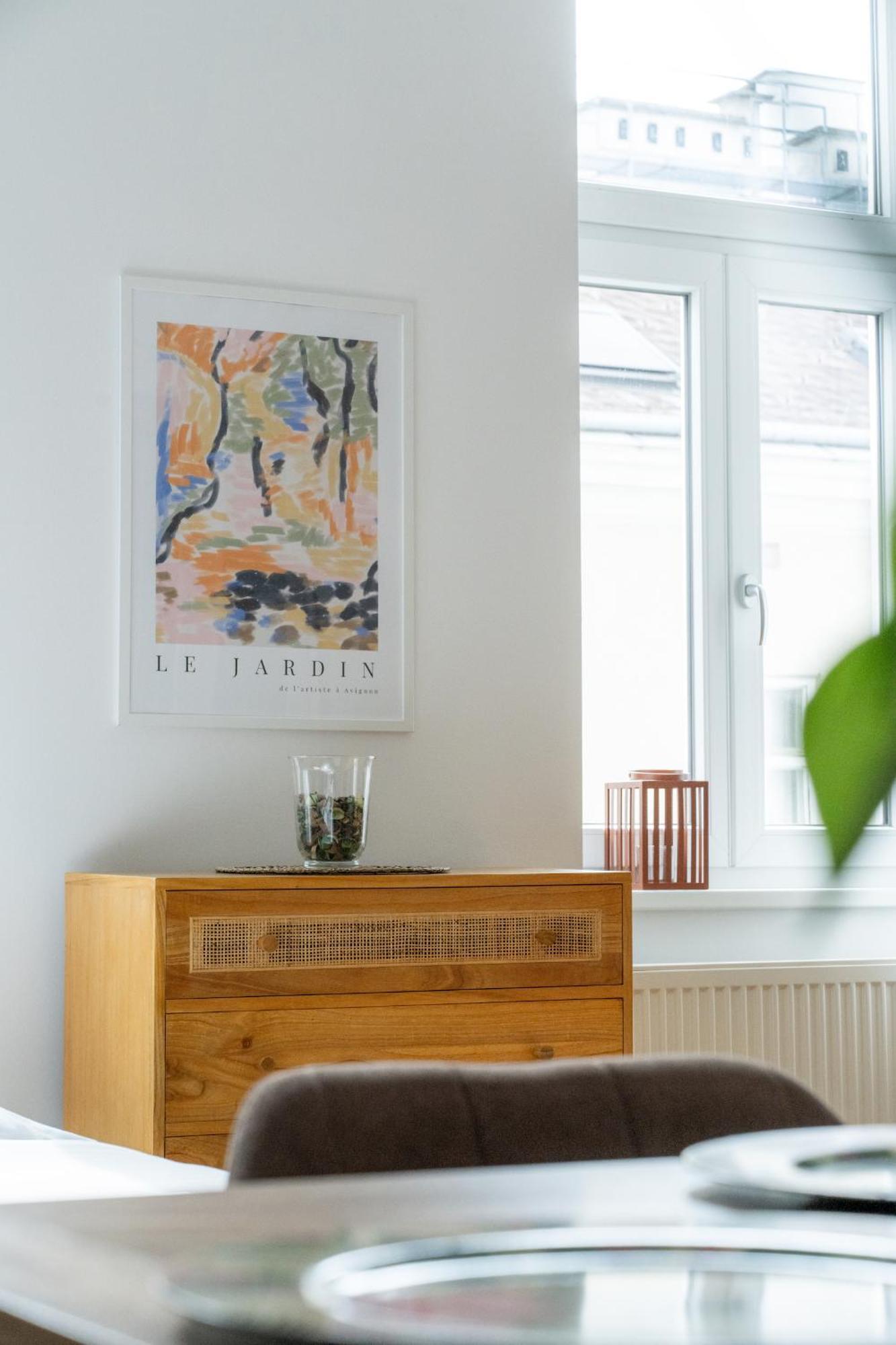 4ty3 - Franz Josef Is Calling Apartment