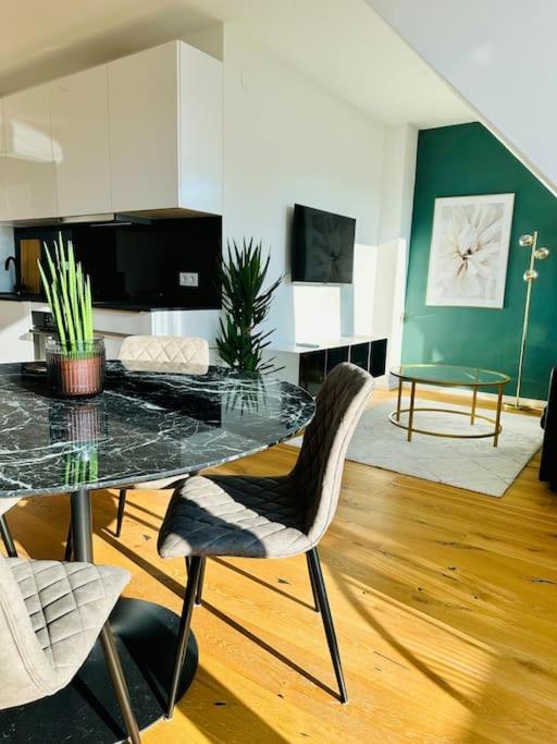 Sunny Terrace Penthouse With Ac - Self Check-in * Vienna