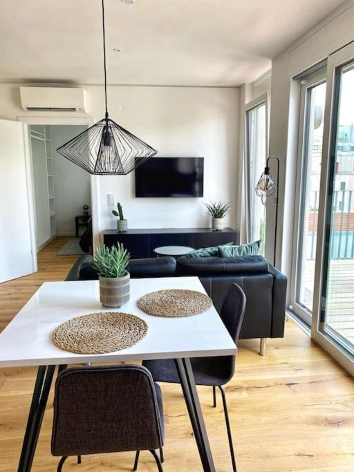 Rooftop With Terrace & Ac - Self Check-in * Vienna