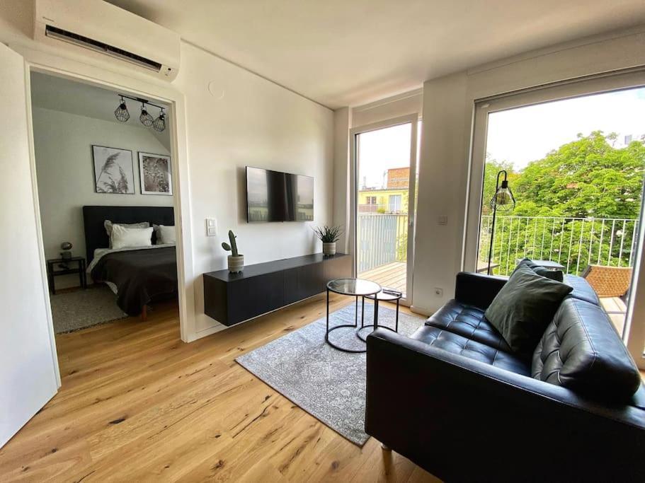 Apartment Rooftop With Terrace & Ac - Self Check-in Vienna