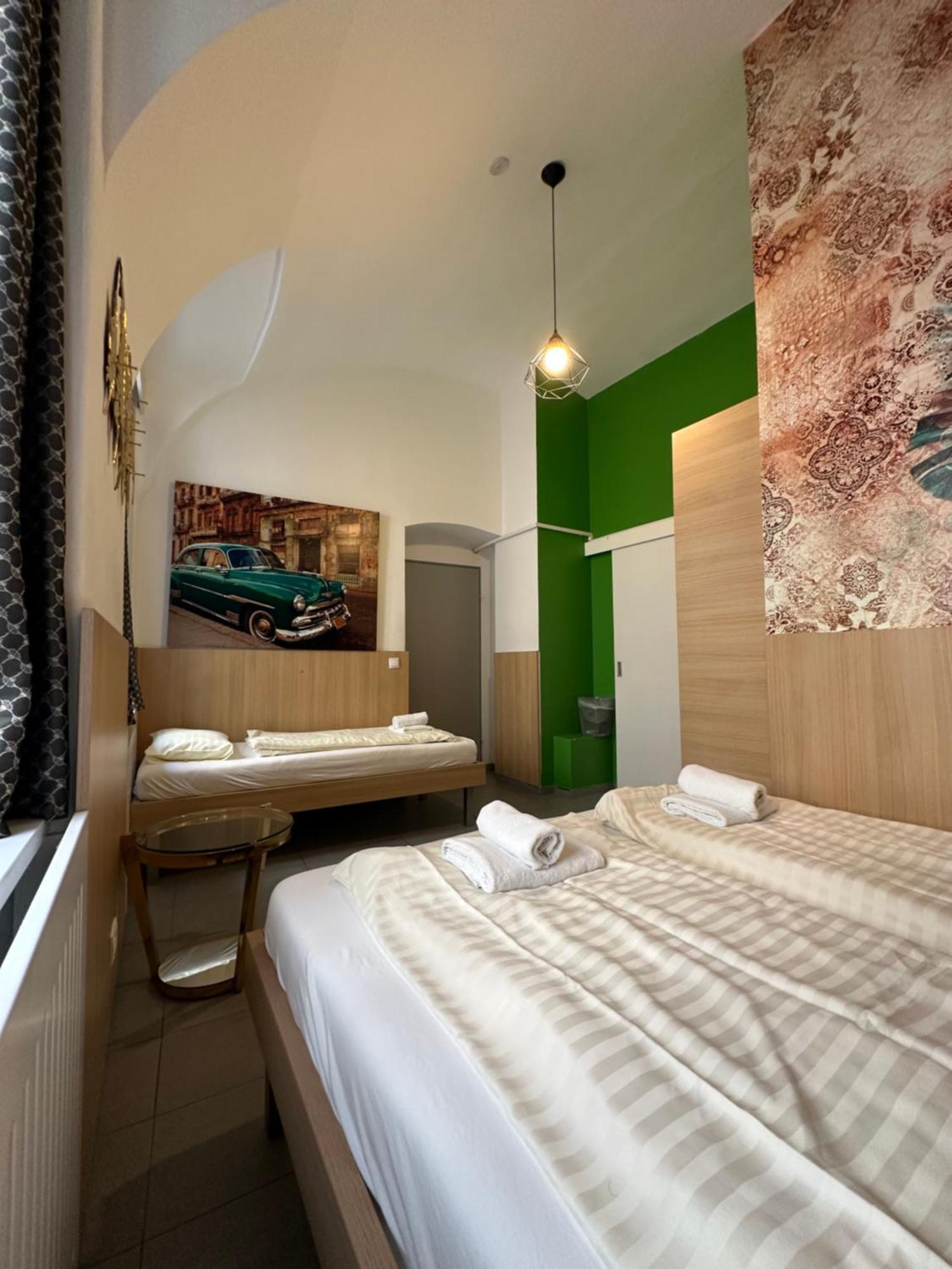 Housingplus Bed & Breakfast 2*