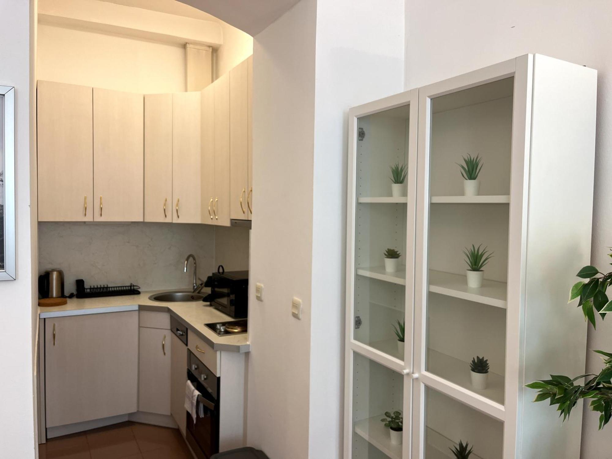 Appartamento Cozy Two-bedroom Near Metro *