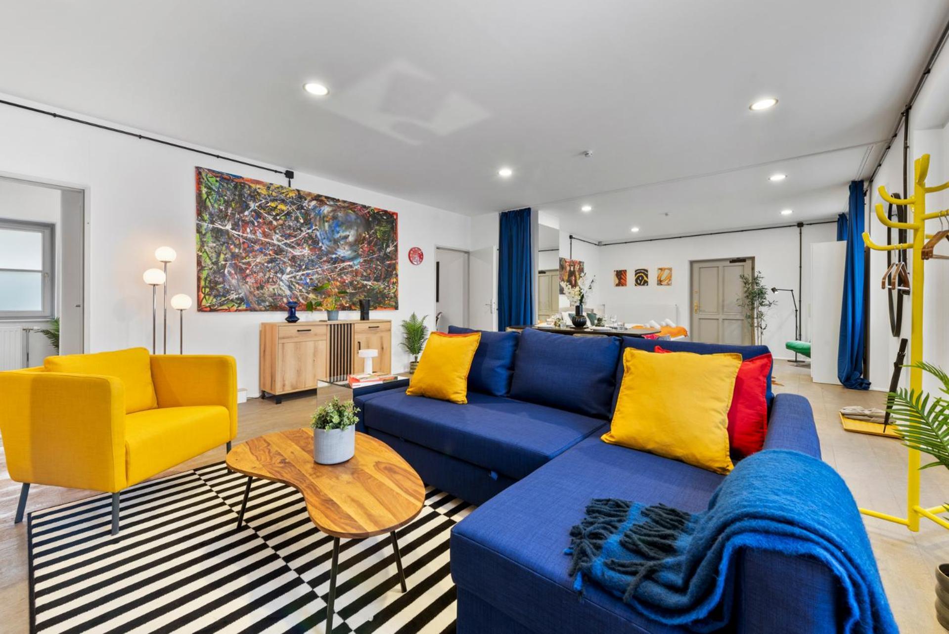 4ty3 - Townhouse Loft Is Calling