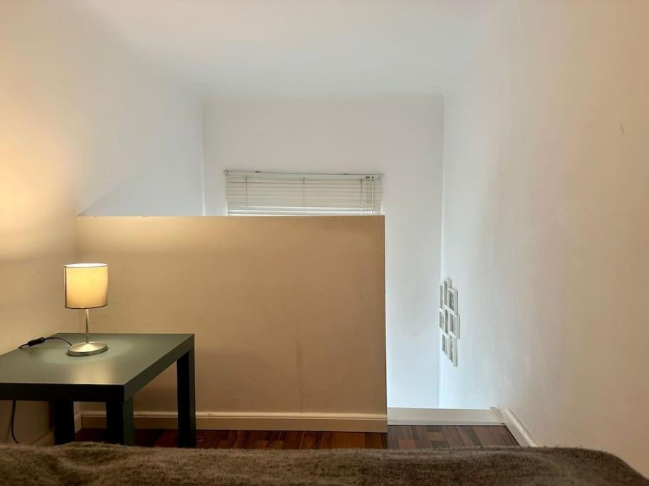 Relocation Or Expats, Only Long Term Stay! 2 Min To Metro Vienna
