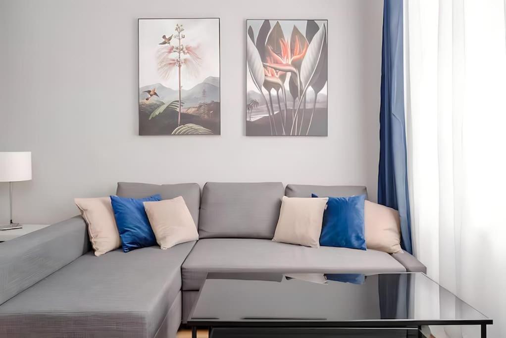 Apartment Relocation Or Expats, Only Long Term Stay! 2 Min To Metro Vienna