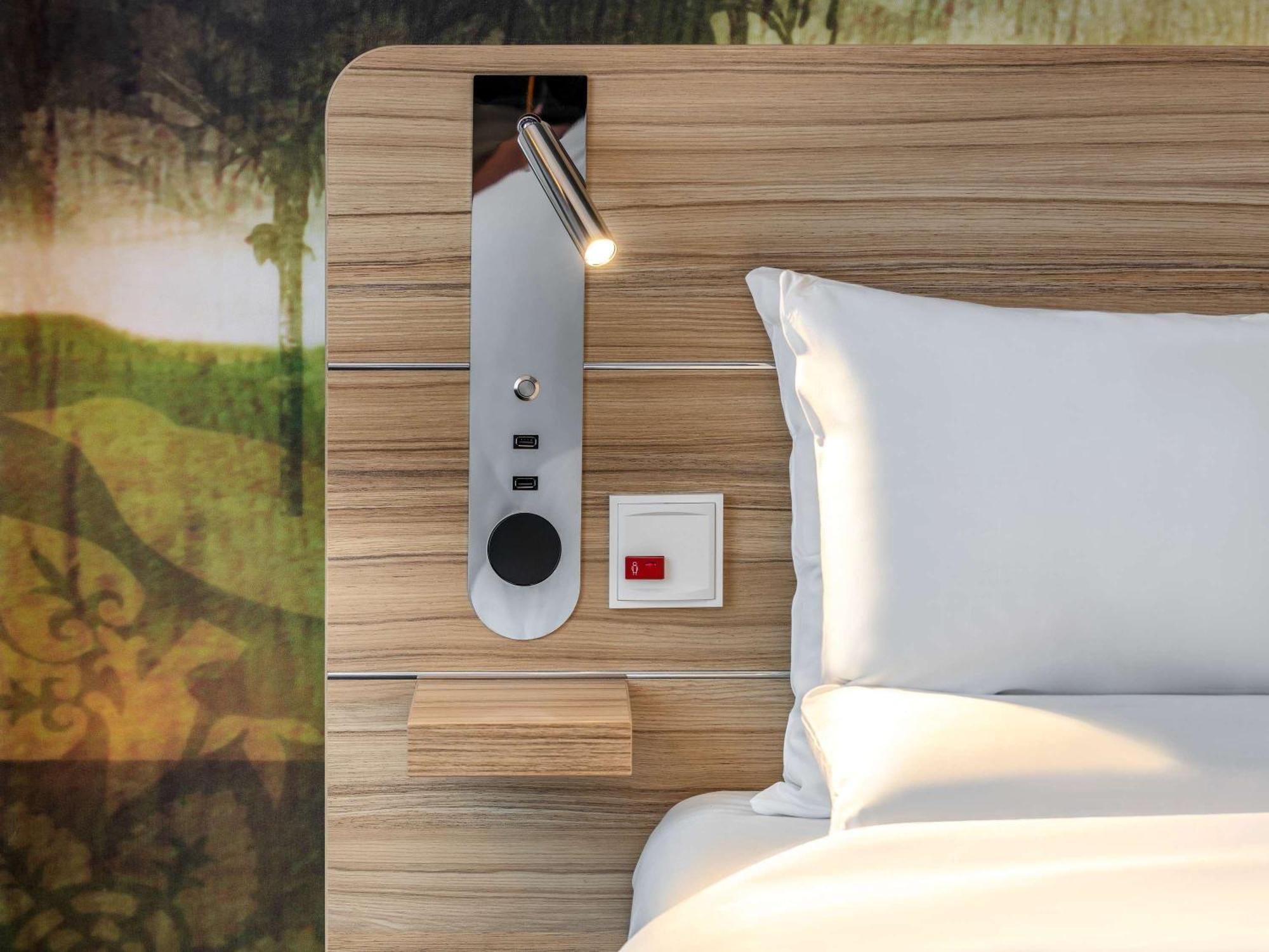 Hotel Novotel Hauptbahnhof 4*