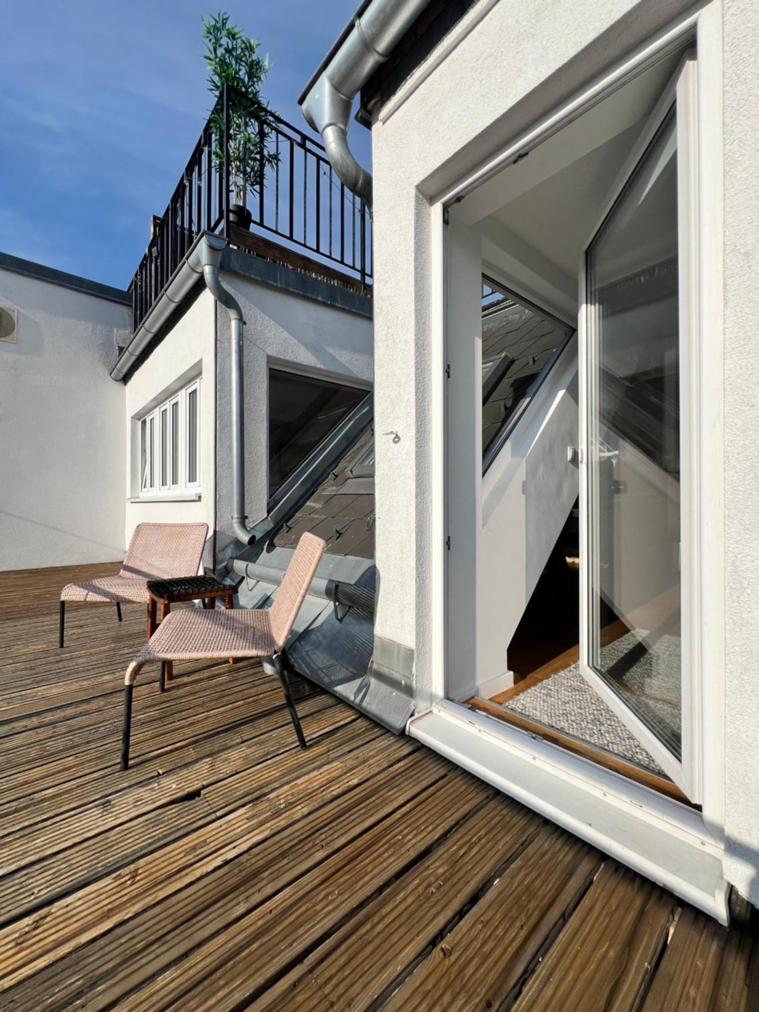 Dowa Apartment