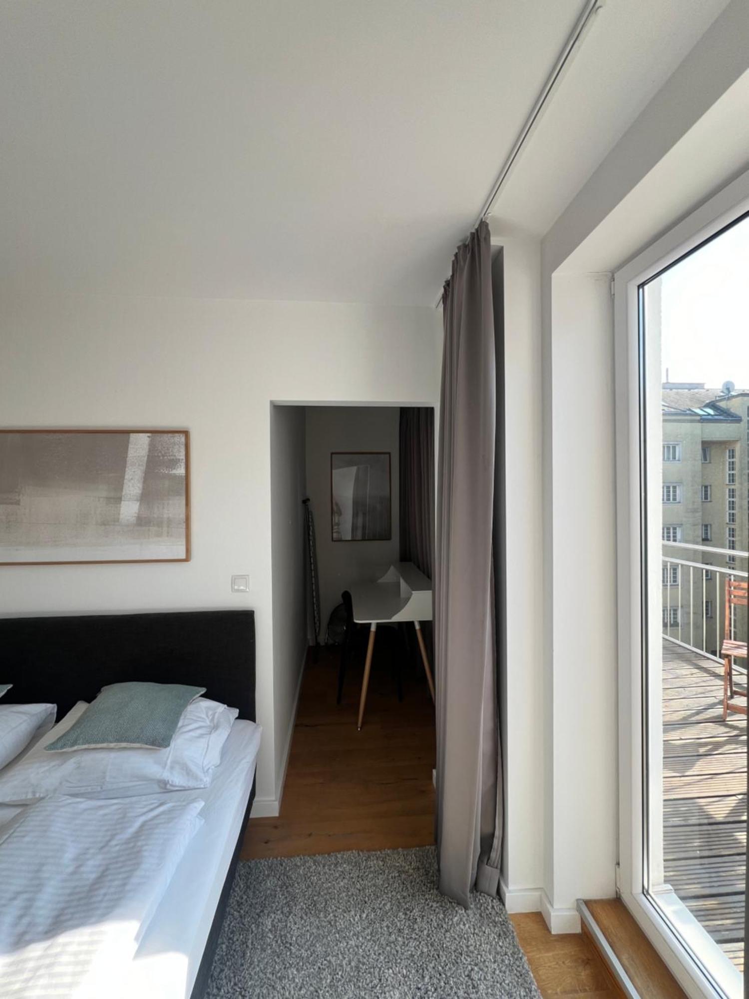 Dowa * Vienna
