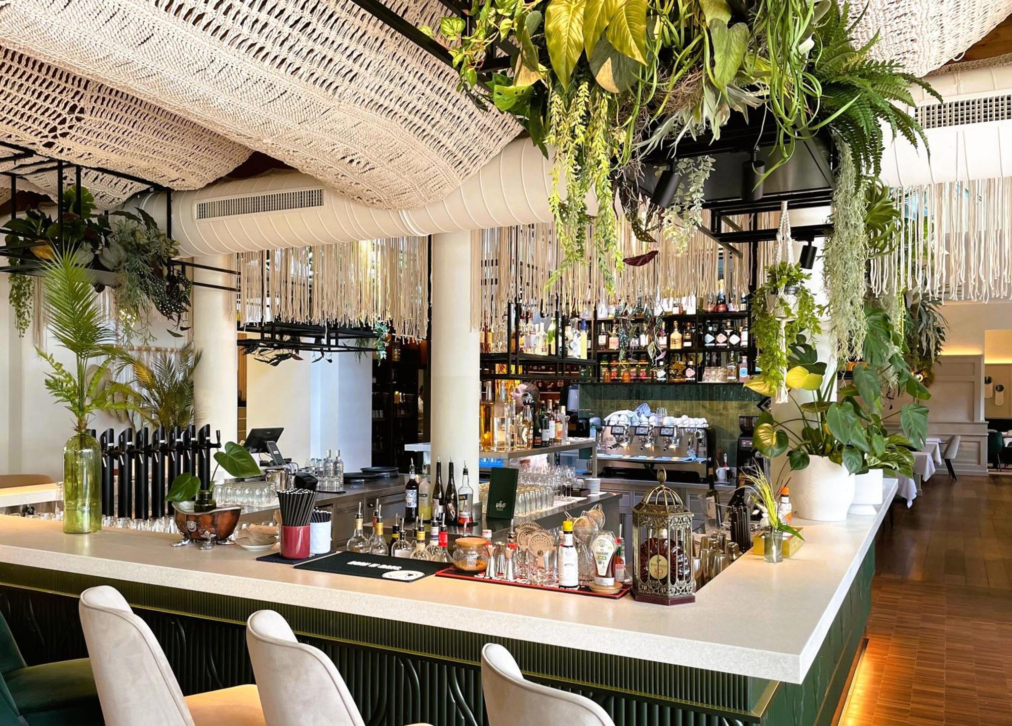 Vive & Restaurant Hotel *