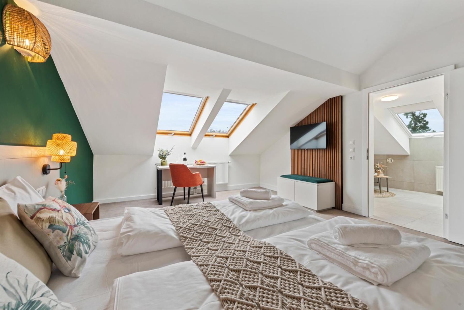 Vive & Restaurant Hotel
