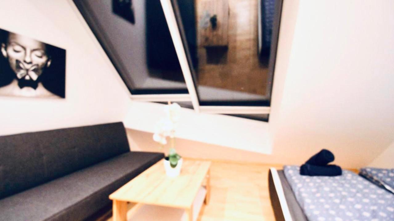 Hostel 6 Min To Amusement Park - Economy In Shared