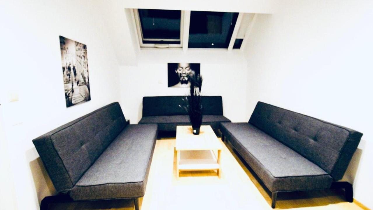 Hostel 6 Min To Amusement Park - Economy In Shared Wien