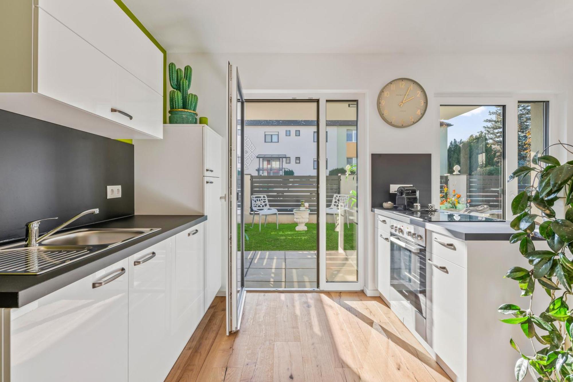 Apartment - Whirlpool Garden - Free Parking - Wifi