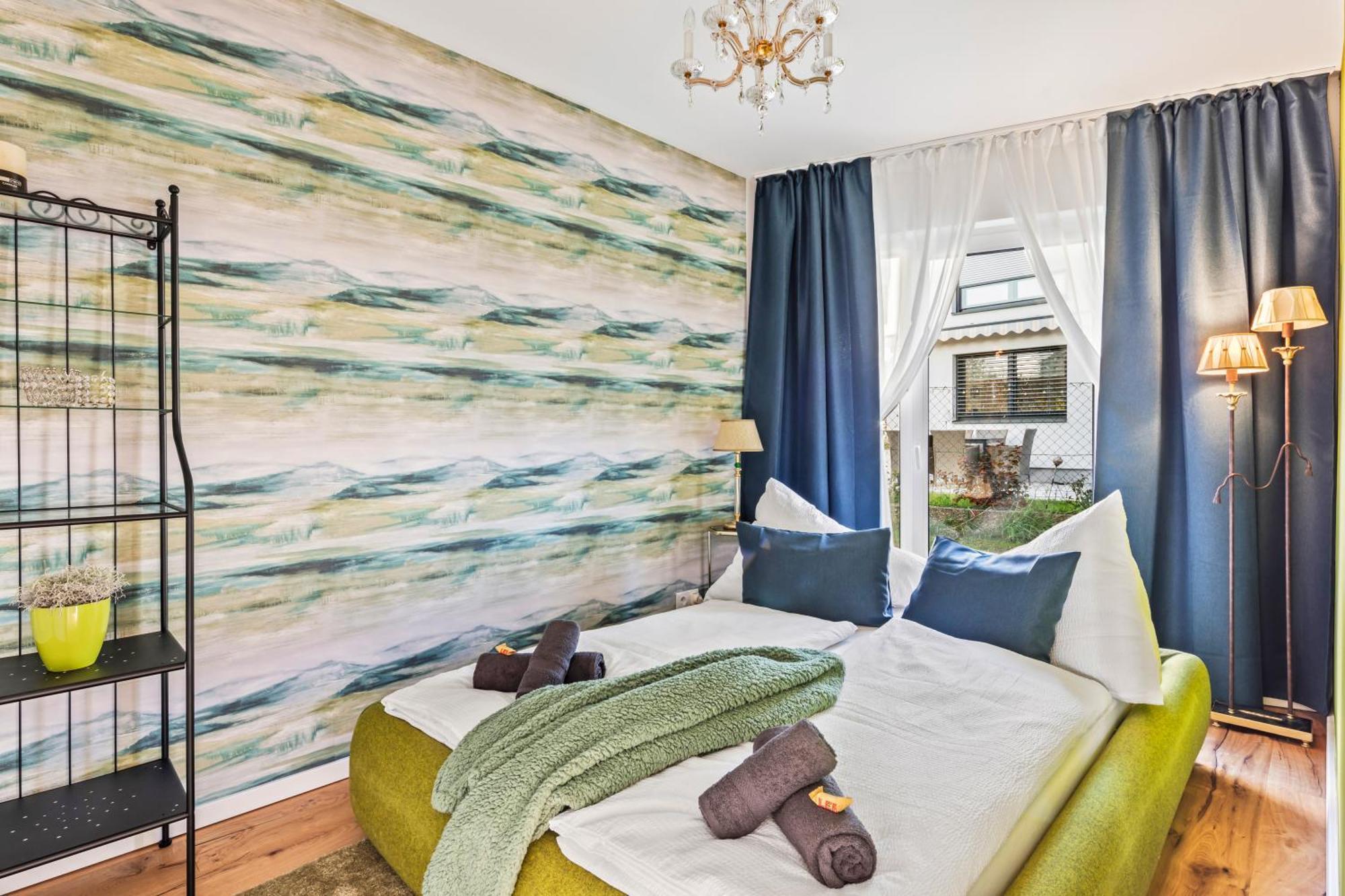 - Whirlpool Garden - Free Parking - Wifi Apartment *