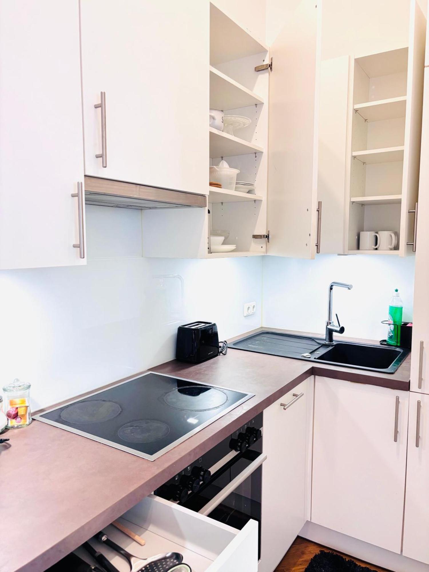 Simply Fourth Apartment Vienna
