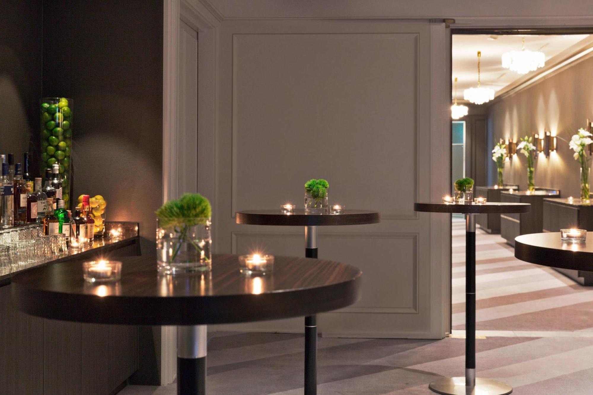 Renaissance Schoenbrunn 4*