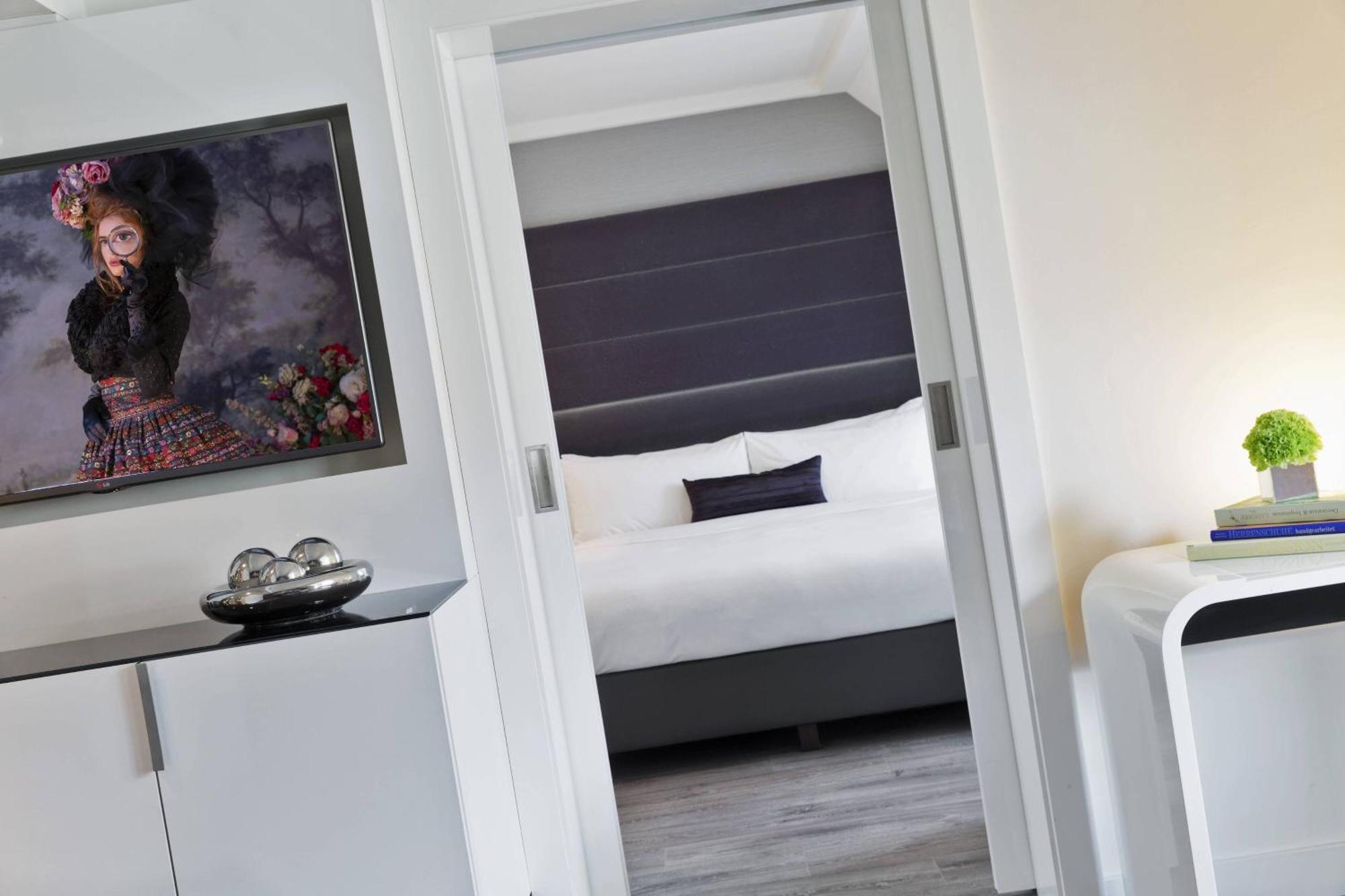 Hotel Renaissance Schoenbrunn 4*