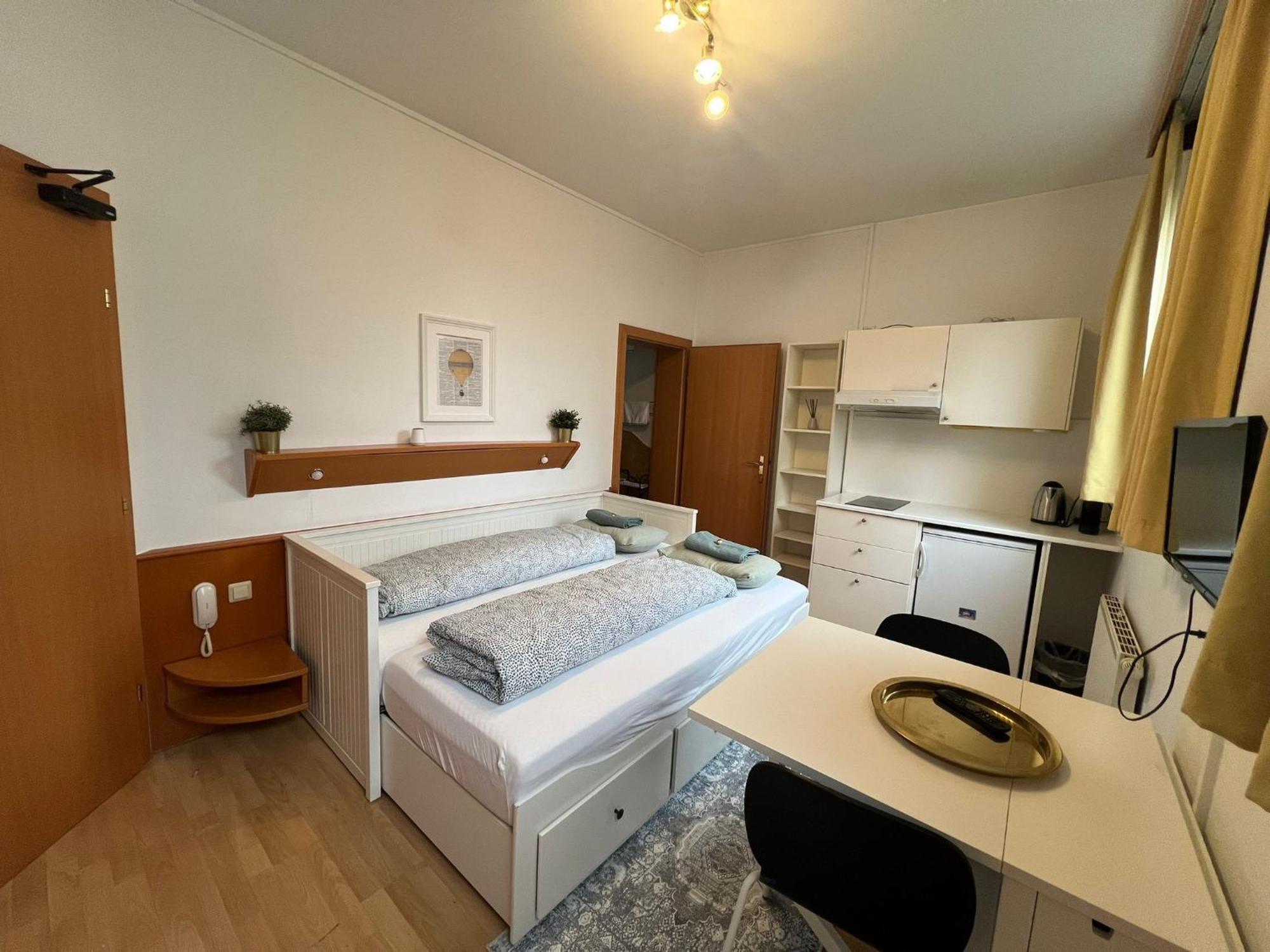 Einzimmerwohnung Top 1 K-42 Vienna