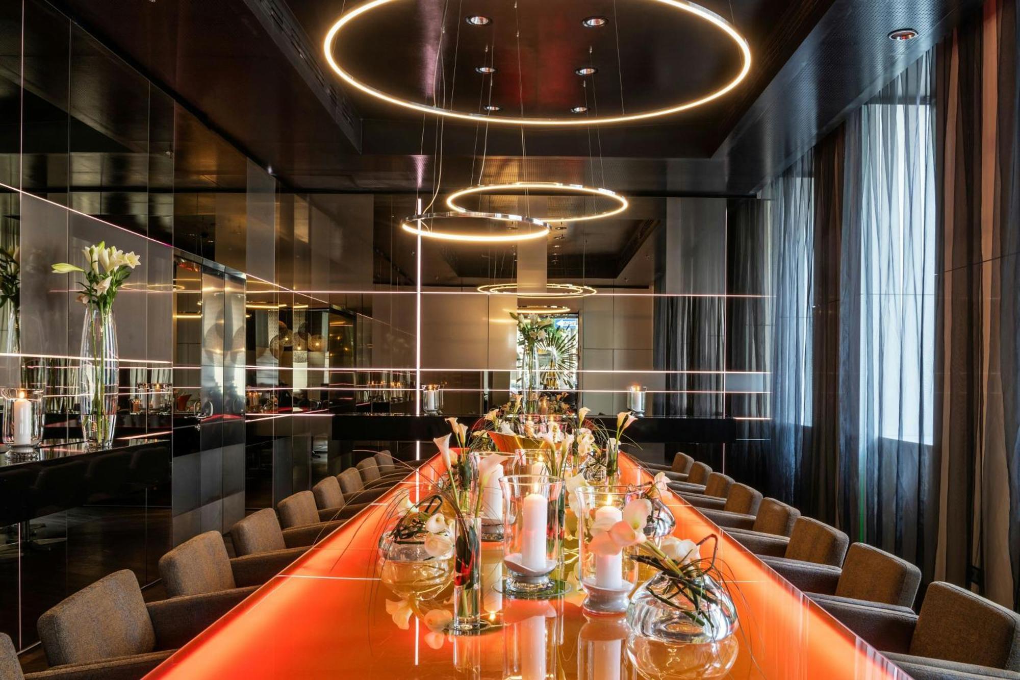 Le Meridien Hotel 5*