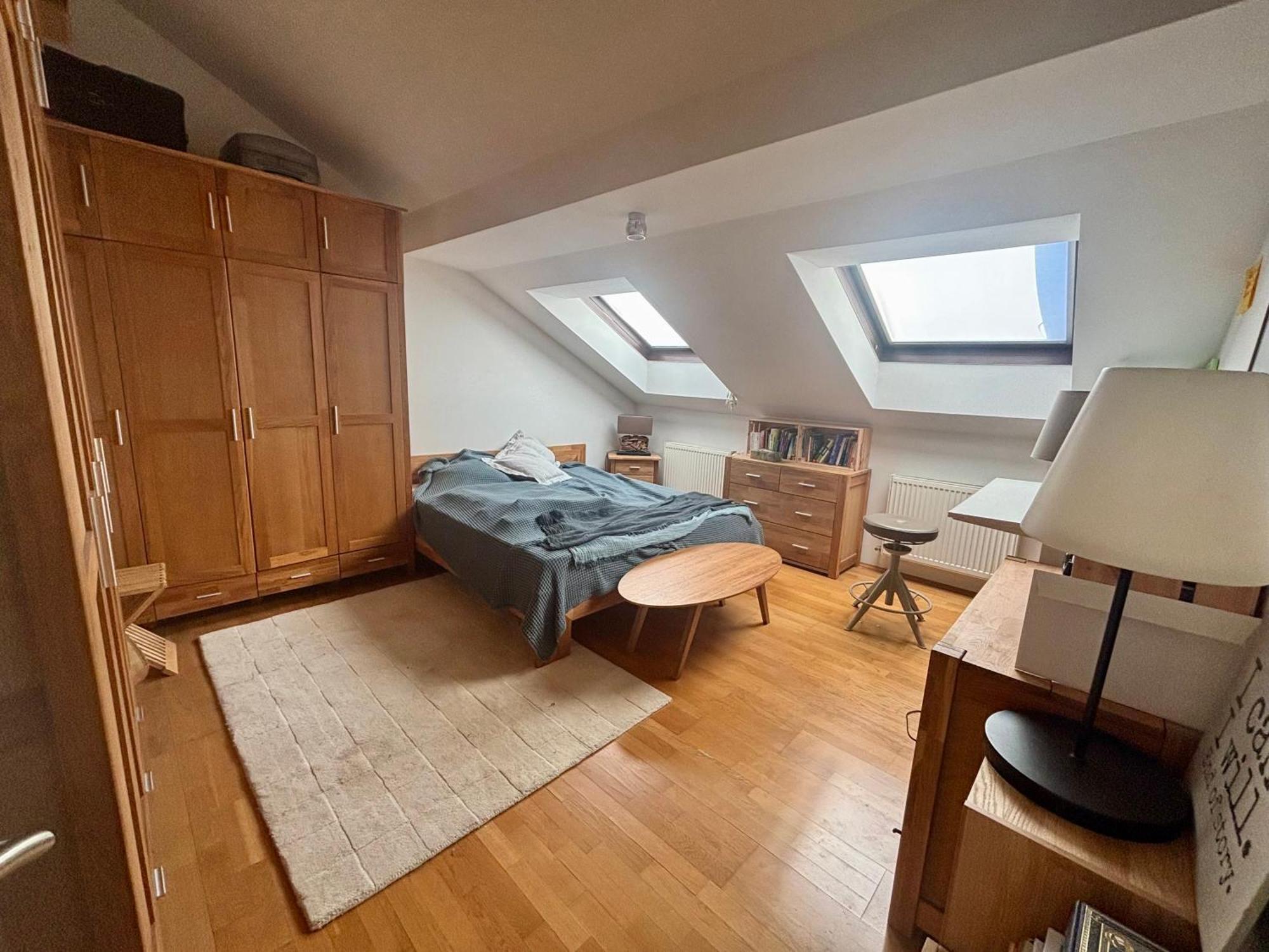 Floor With View Apartment