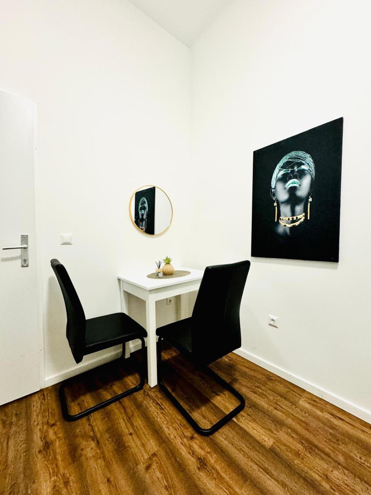 Affordable 5 Bedroom Apartment, Near Atzgersdorf Park * Vienna